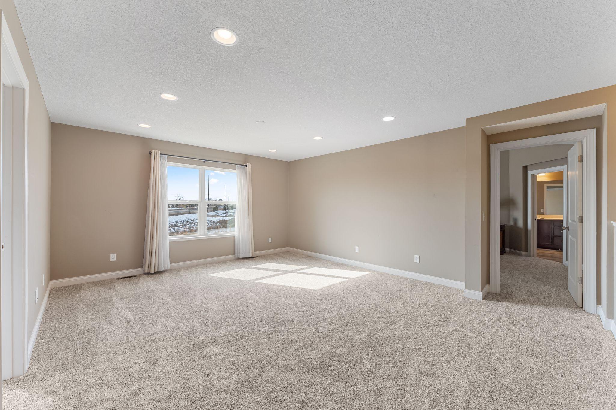 4014 Holasek Path Chaska, MN 55318 - Photo 16 of 38