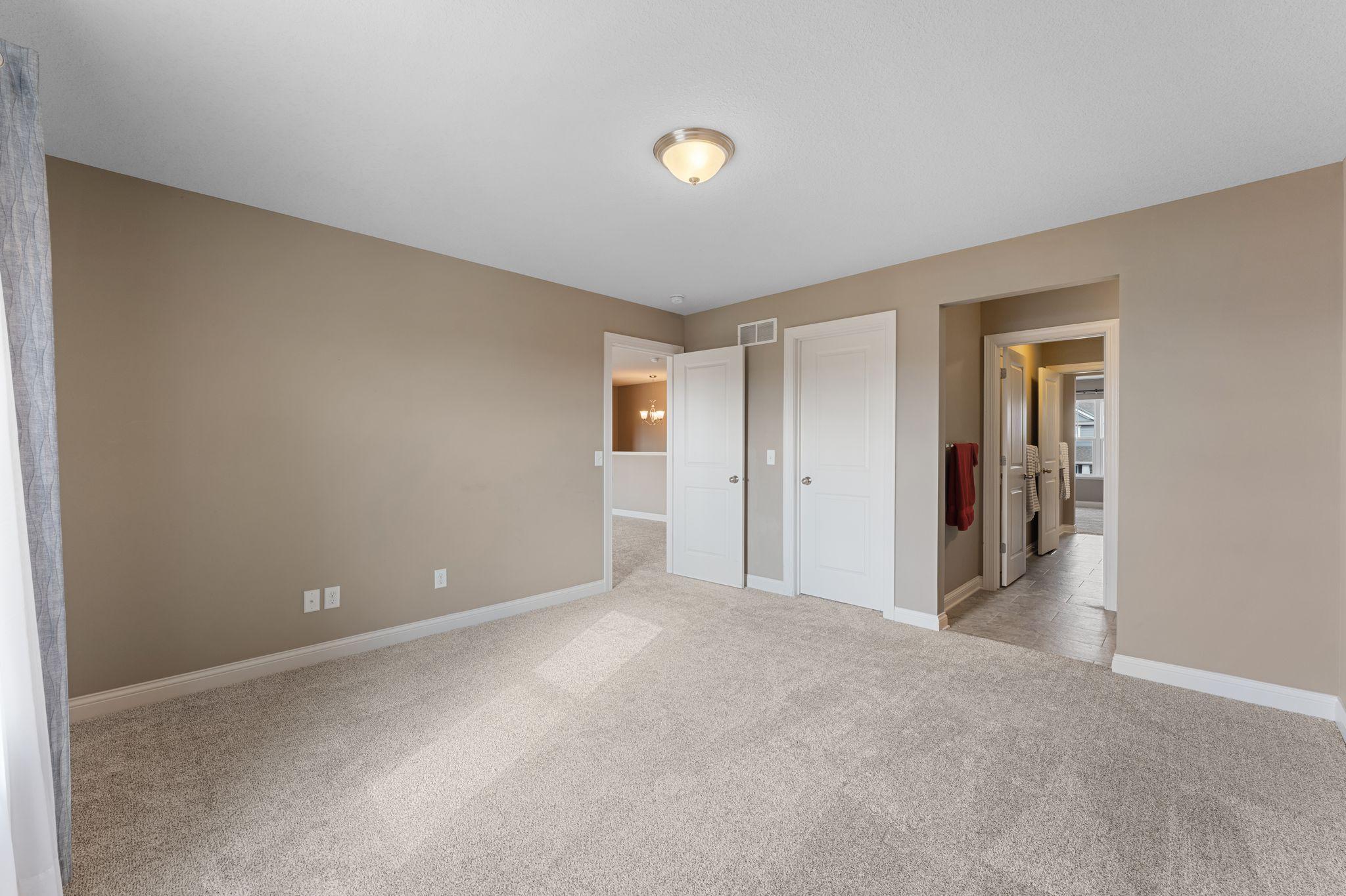 4014 Holasek Path Chaska, MN 55318 - Photo 21 of 38