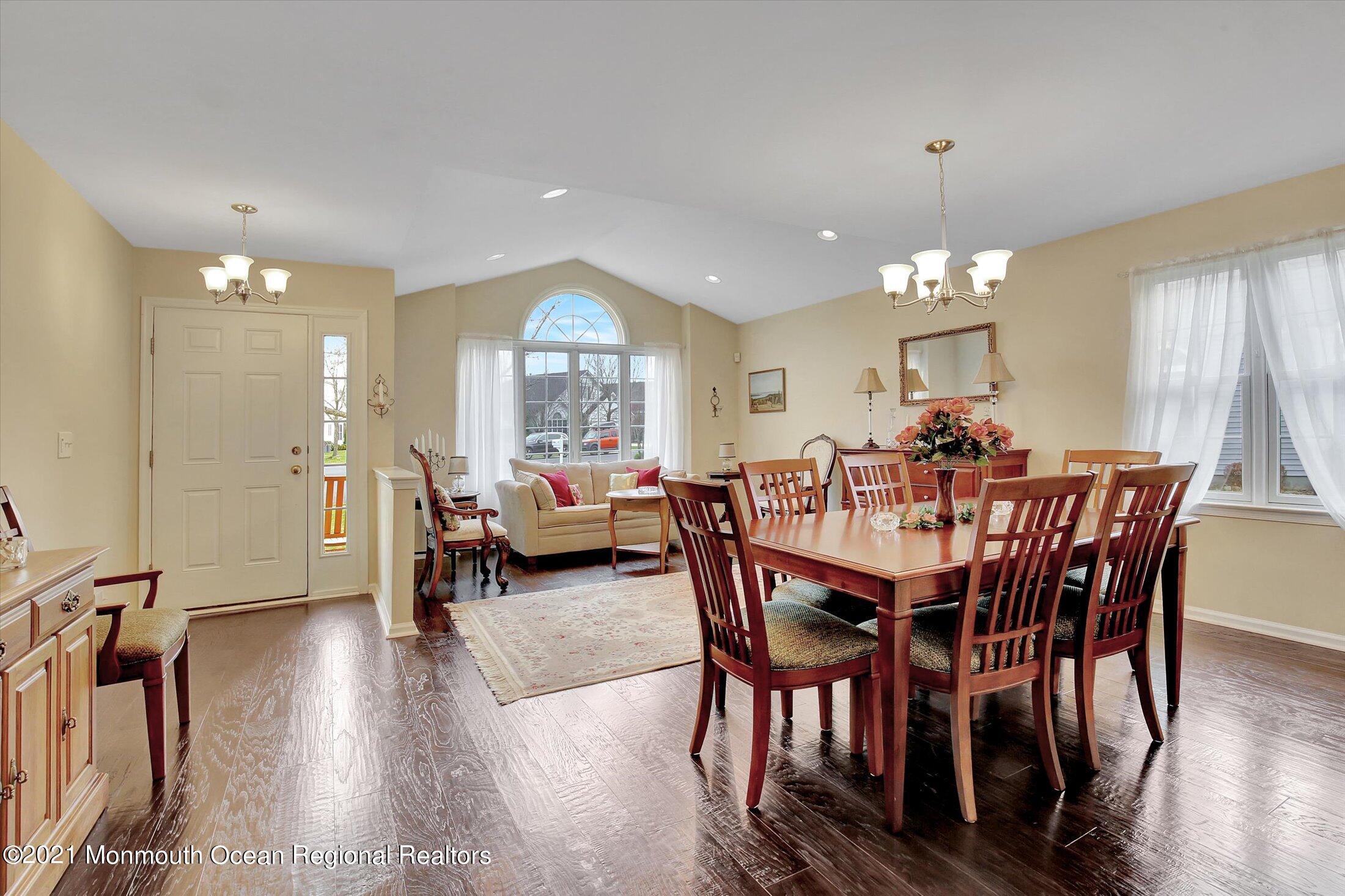 6 Congressional Road Jackson, NJ 08527 - Photo 5 of 52 05-Living_Dining Room