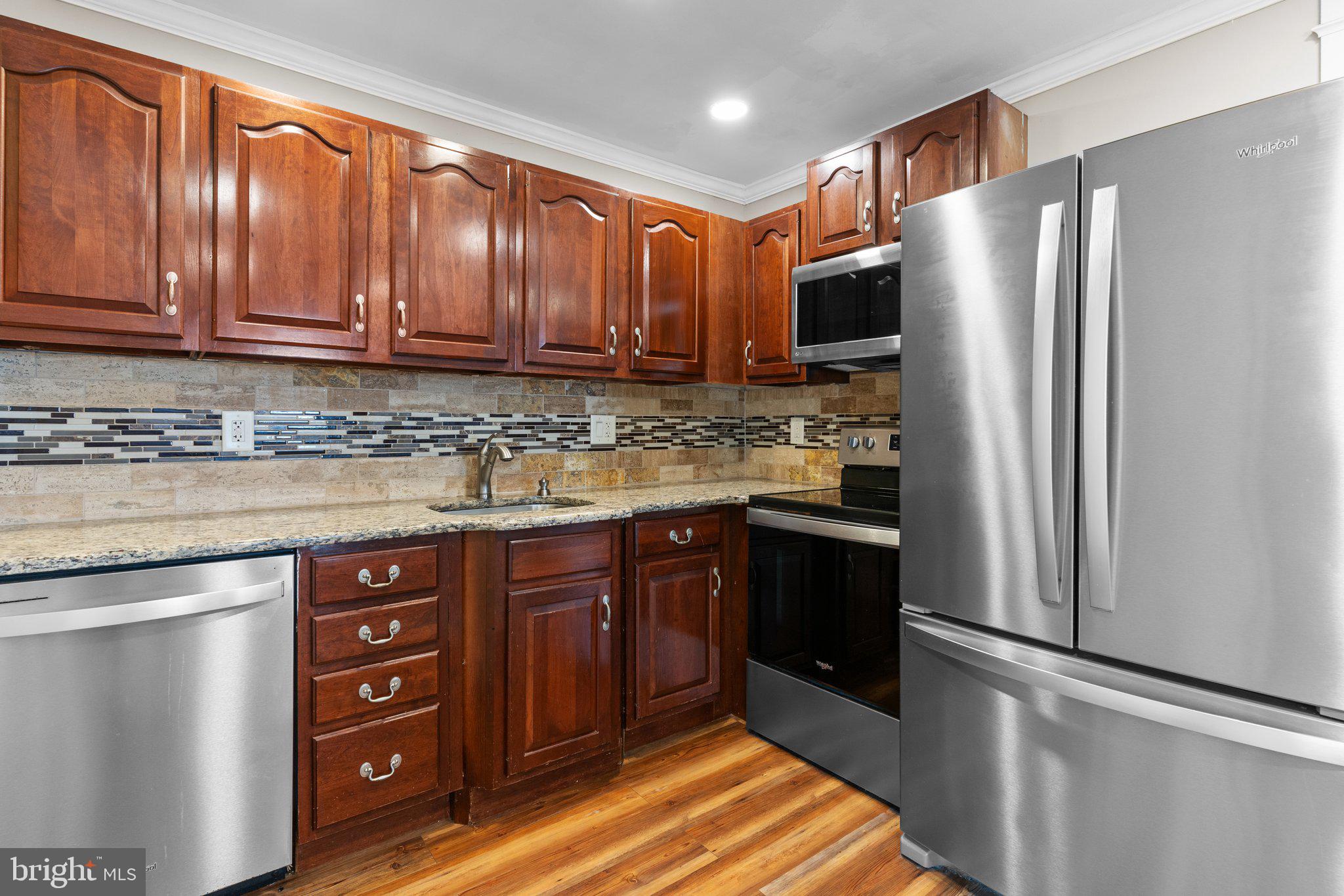 29 Petunia Road Levittown, PA 19056 - Photo 8 of 25 Gallery Image 8