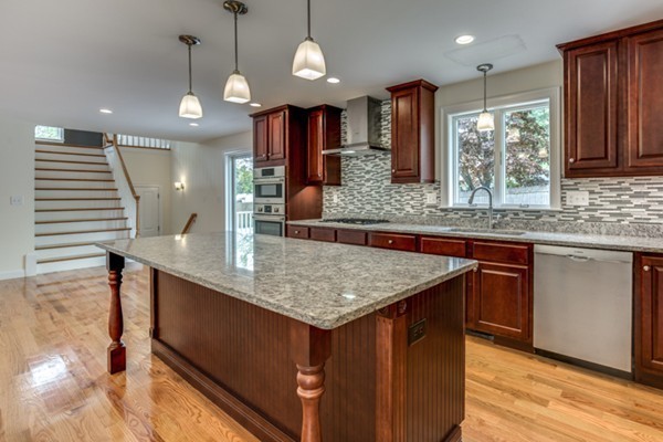 23 Mohawk Road Burlington, MA 01803 - Photo 13 of 30 Gallery Image 13