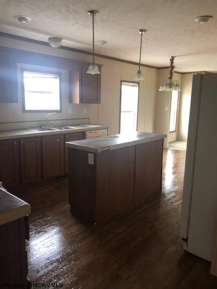 101 Tower Hill Road Fairmont, WV 26554 - Photo 8 of 17 Gallery Image 8