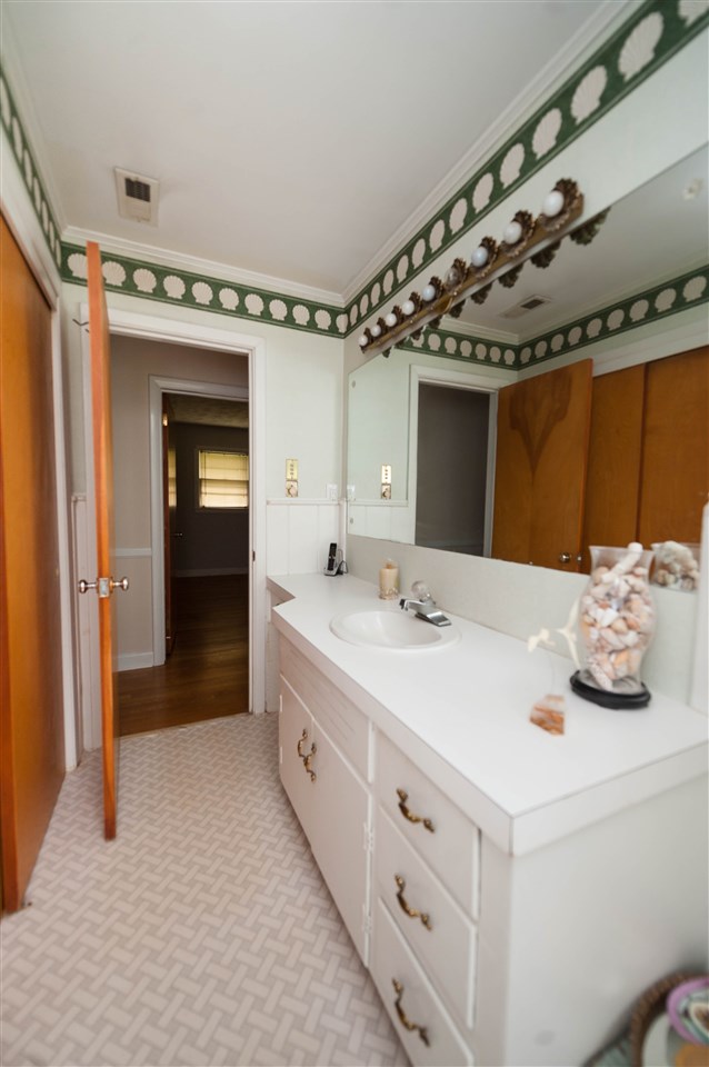 2274 John Dodd Road Wellford, SC 29385 - Photo 14 of 22 Bath