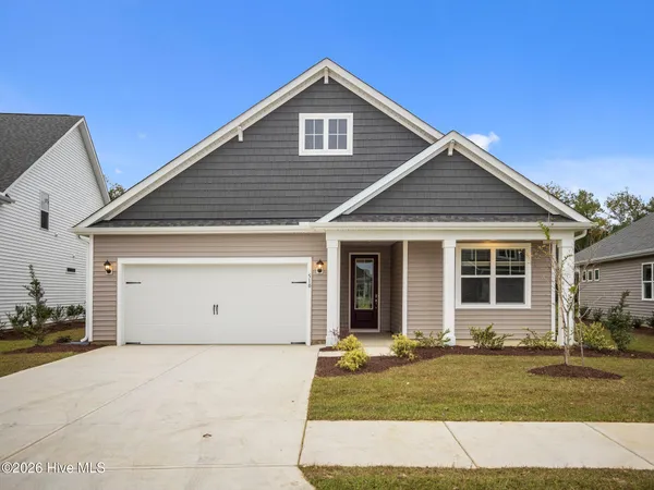 $2,600 | 510 Edgewater Way, Holly Ridge, NC 28445
