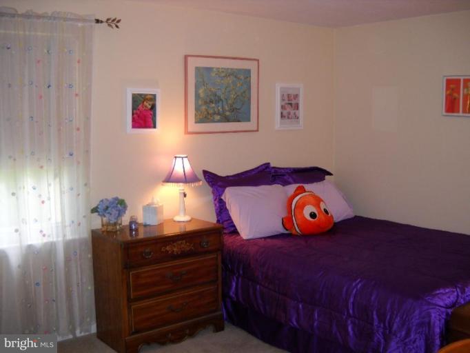 17 Lomond Court Rosedale, MD 21237 - Photo 21 of 26 Generous Room Sizes