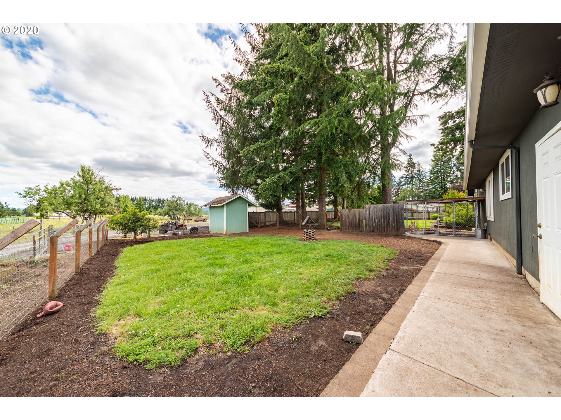 33453 Tate Road Creswell, OR 97426 - Photo 16 of 30