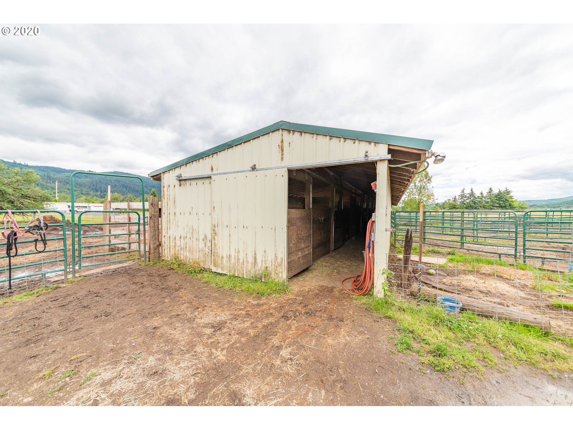33453 Tate Road Creswell, OR 97426 - Photo 27 of 30