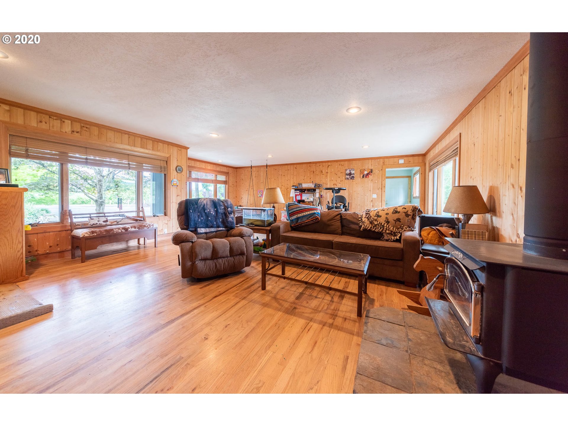 33453 Tate Road Creswell, OR 97426 - Photo 9 of 30