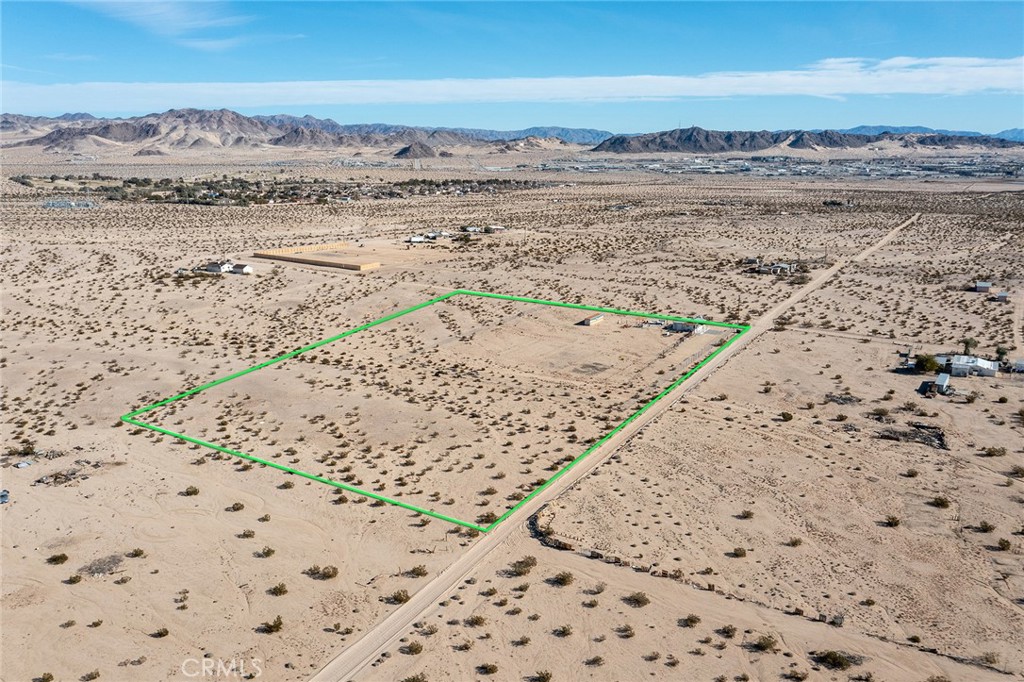 71522 Winters Road Twentynine Palms, CA 92277 - Photo 2 of 29