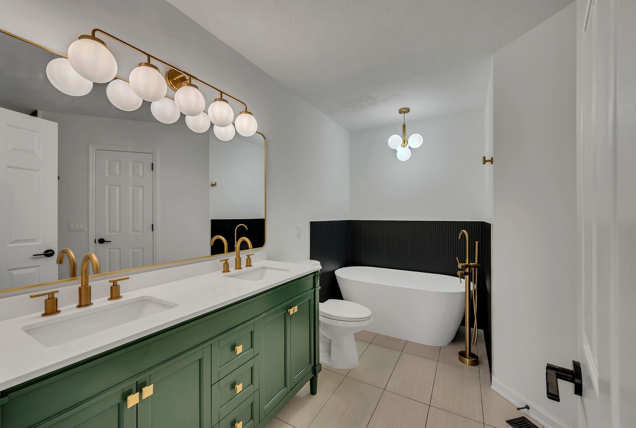253 Burgandy Hill Road Nashville, TN 37211 - Photo 18 of 28 a bathroom with a double vanity sink and a mirror