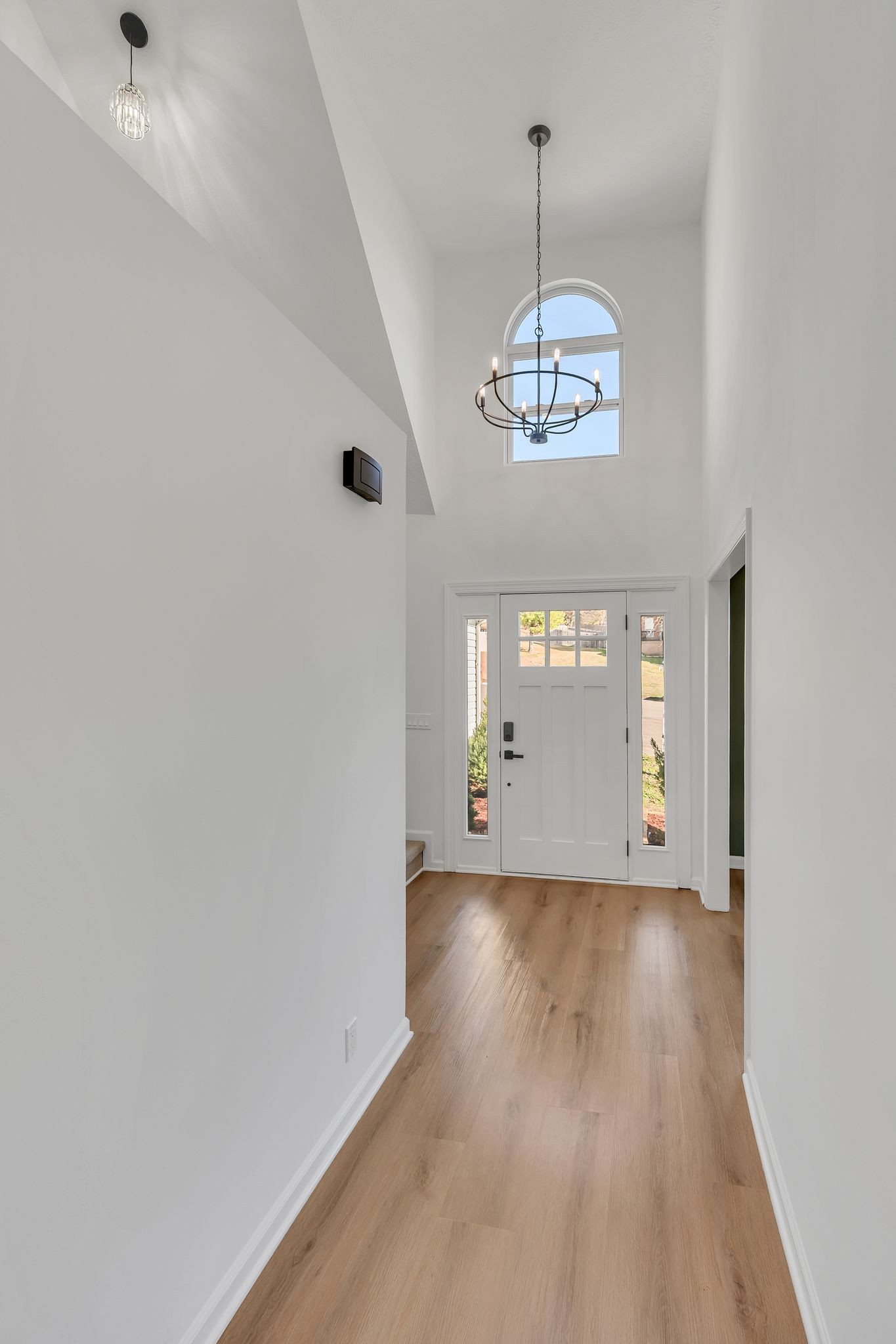 253 Burgandy Hill Road Nashville, TN 37211 - Photo 5 of 28 wooden floor in an empty room with a window
