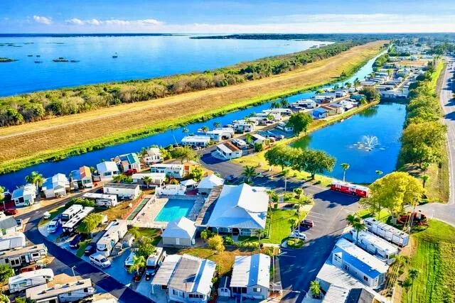 $99,500 | 7950 West W Highway, Unit 75, Okeechobee, FL 34974