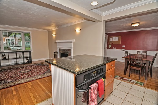 16 Ferndale Road Natick, MA 01760 - Photo 6 of 30
