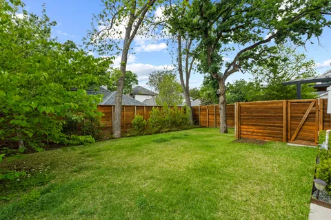 $1,150,000 | 1201 West 39th 1/2 Street, Unit B, Austin, TX 78756