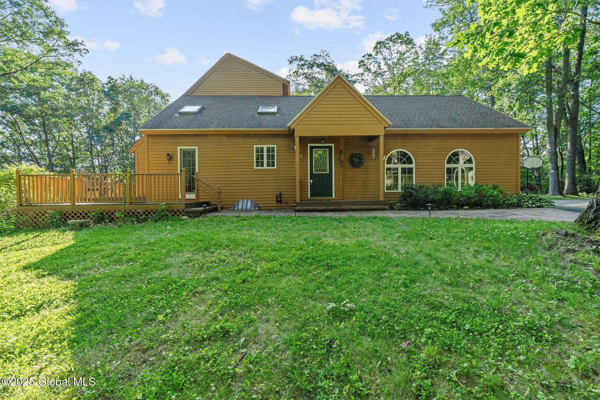 581 Rector Road Glenville, NY 12302 - Photo 2 of 71 3-web-or-mls-581-rector-rd