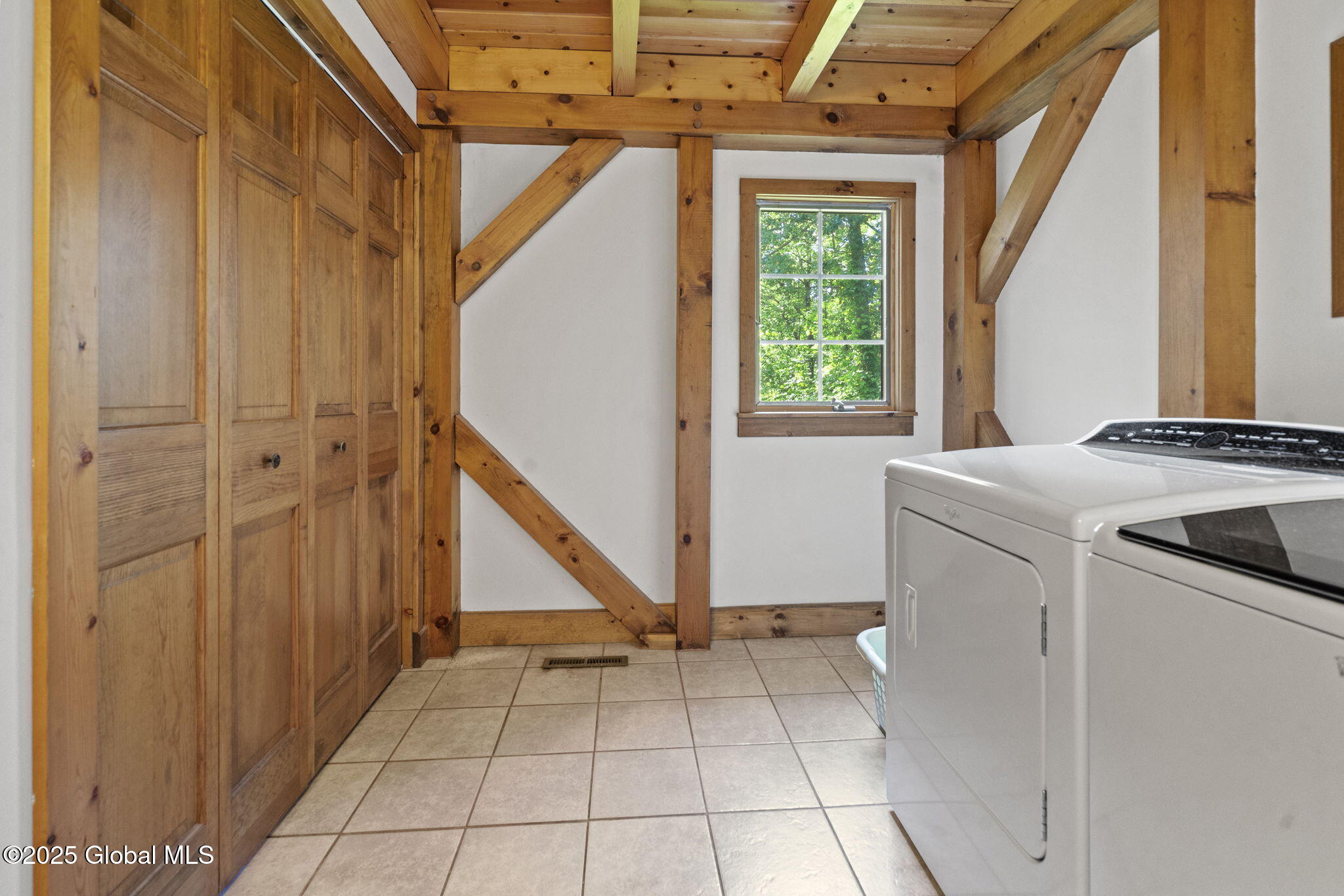 581 Rector Road Glenville, NY 12302 - Photo 27 of 71 48-web-or-mls-581-rector-rd