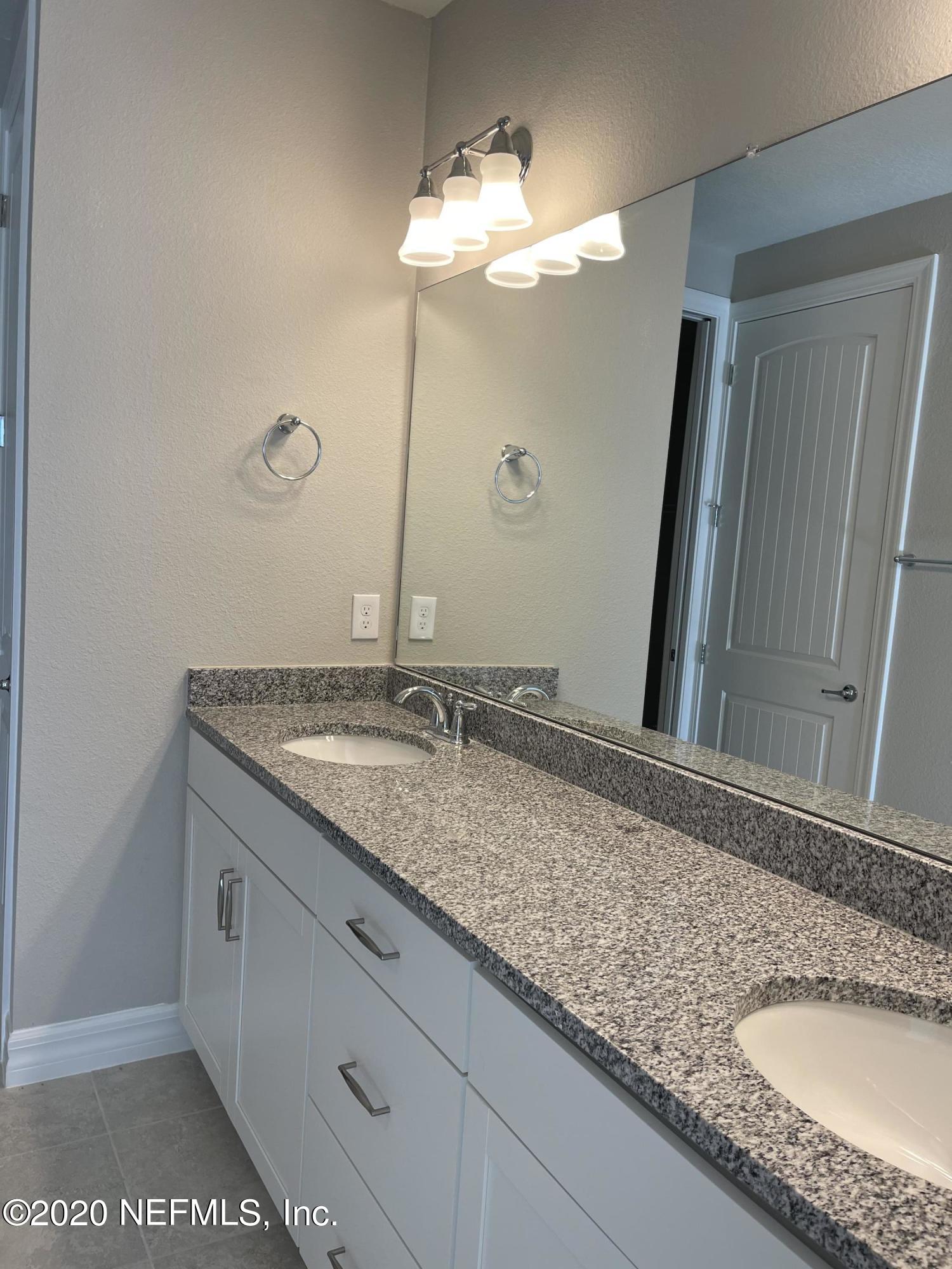 182 Rock Spring Loop St. Augustine, FL 32095 - Photo 6 of 9 Owner Bath