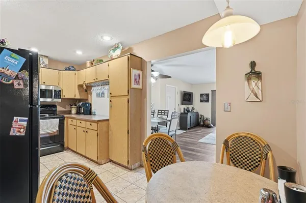 $182,000 | 1345 Pine Ridge Circle East, Unit A2, Tarpon Springs, FL 34688