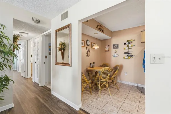 $182,000 | 1345 Pine Ridge Circle East, Unit A2, Tarpon Springs, FL 34688