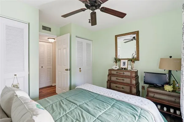 $182,000 | 1345 Pine Ridge Circle East, Unit A2, Tarpon Springs, FL 34688