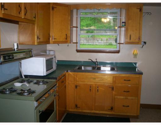 2512 Beaver Road Ambridge, PA 15003 - Photo 5 of 8 Kitchen.