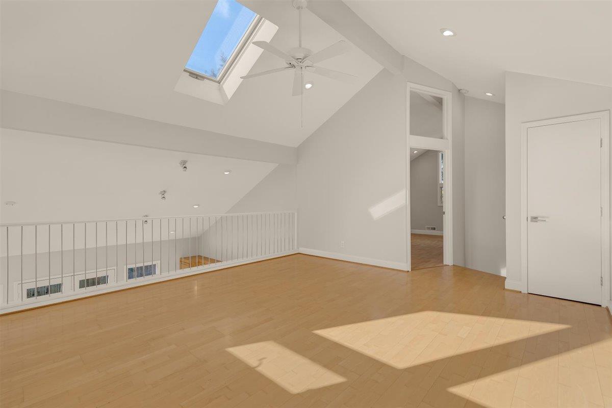 1825 West Middlefield Road Mountain View, CA 94043 - Photo 28 of 42