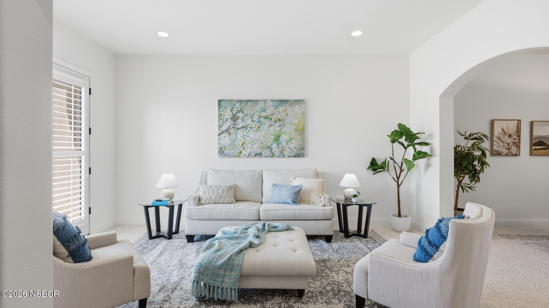 755 Moonglow Road Lompoc, CA 93436 - Photo 5 of 35 Living Room