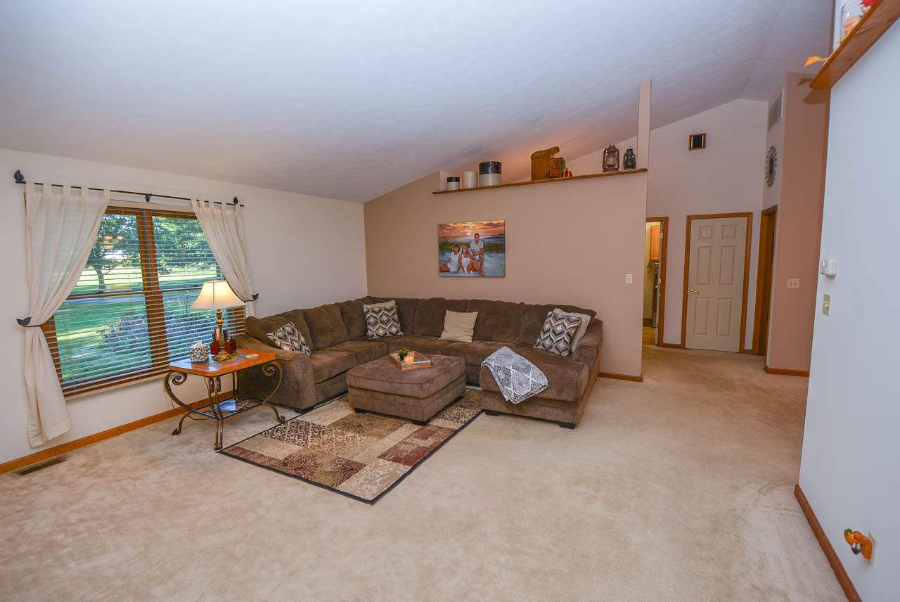 5301 East Inlow Springs Road Muncie, IN 47302 - Photo 16 of 36