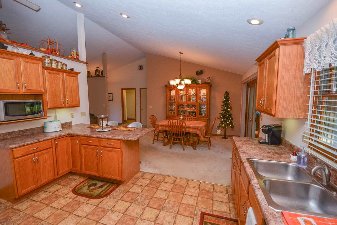 5301 East Inlow Springs Road Muncie, IN 47302 - Photo 20 of 36