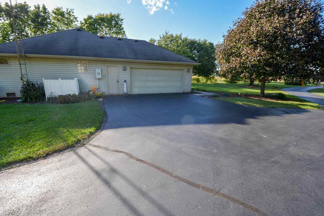 5301 East Inlow Springs Road Muncie, IN 47302 - Photo 9 of 36