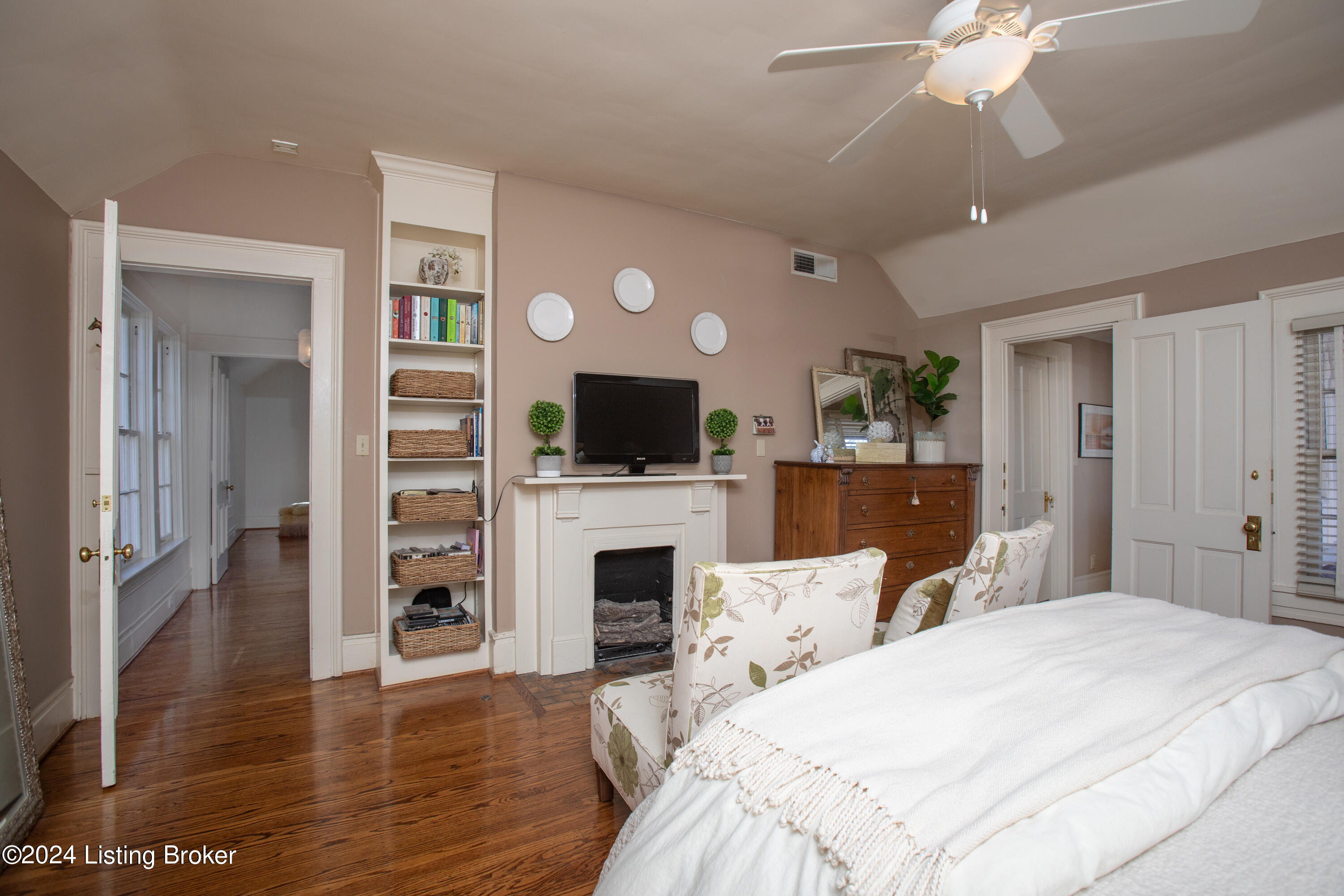 1902 Evergreen Road Anchorage, KY 40223 - Photo 35 of 72 Evergreen155