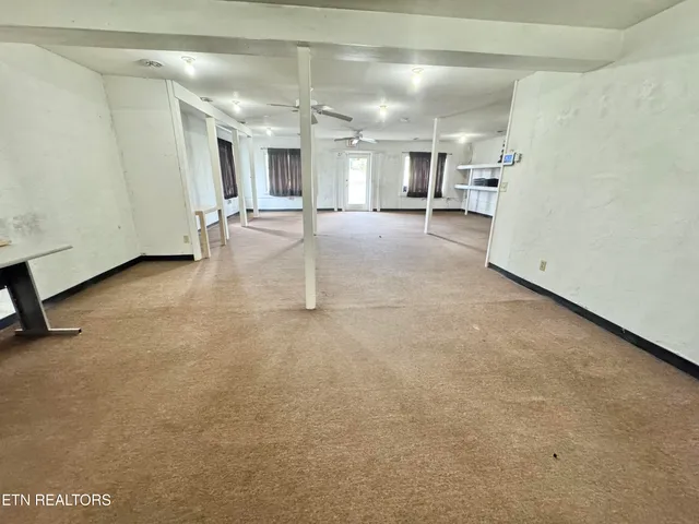 $650,000 | 2215 Clinton Highway, Powell, TN 37849