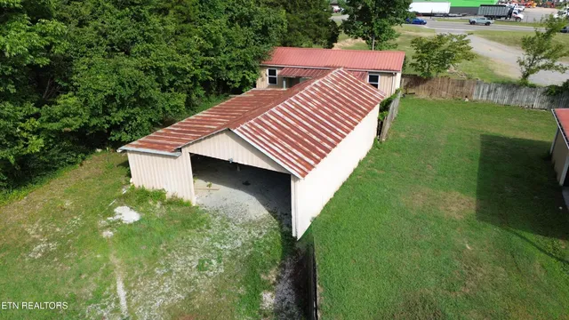 $650,000 | 2215 Clinton Highway, Powell, TN 37849