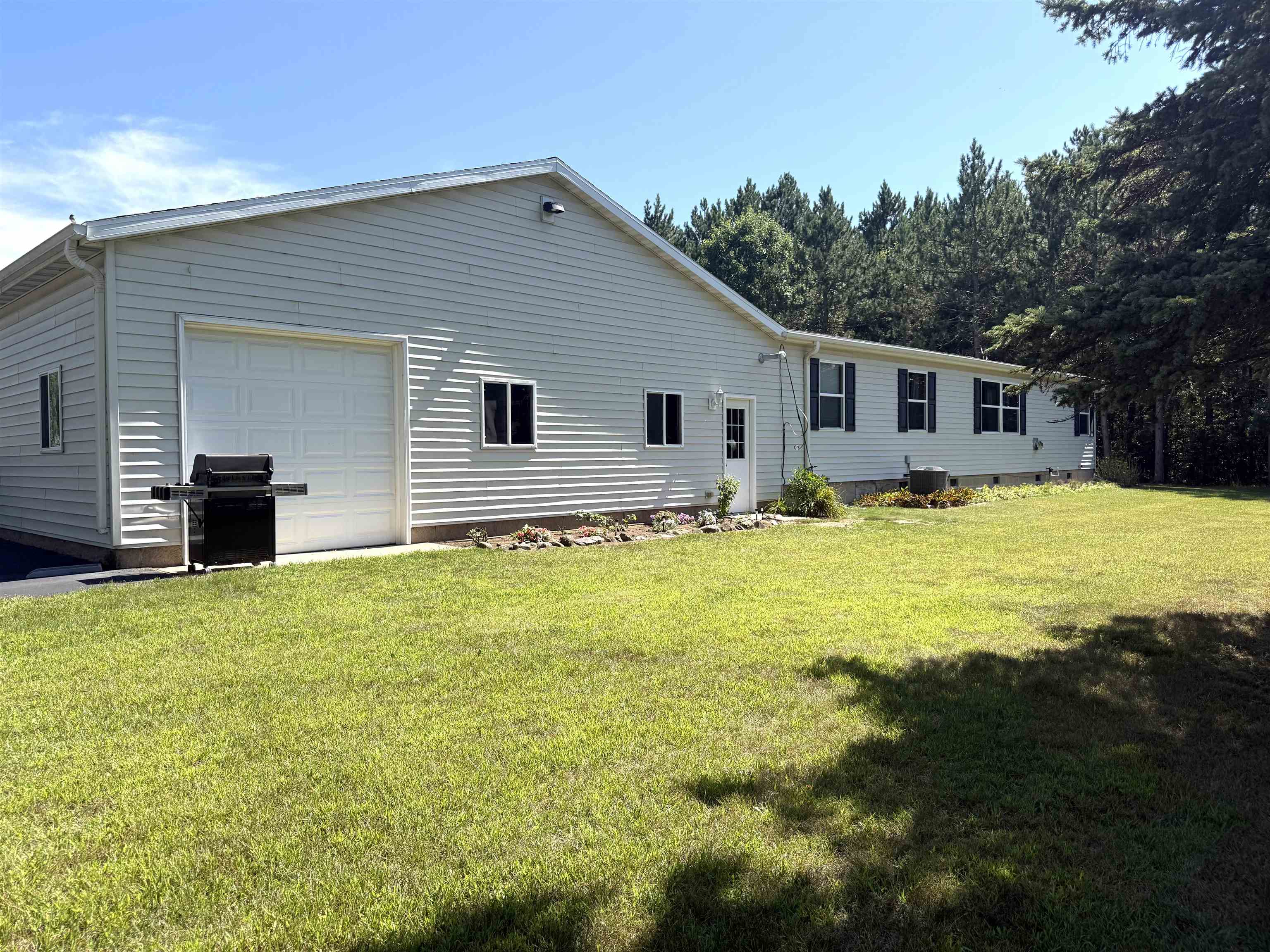 N2985 Spruce Road Clintonville, WI 54929 - Photo 25 of 32 Gallery Image 25