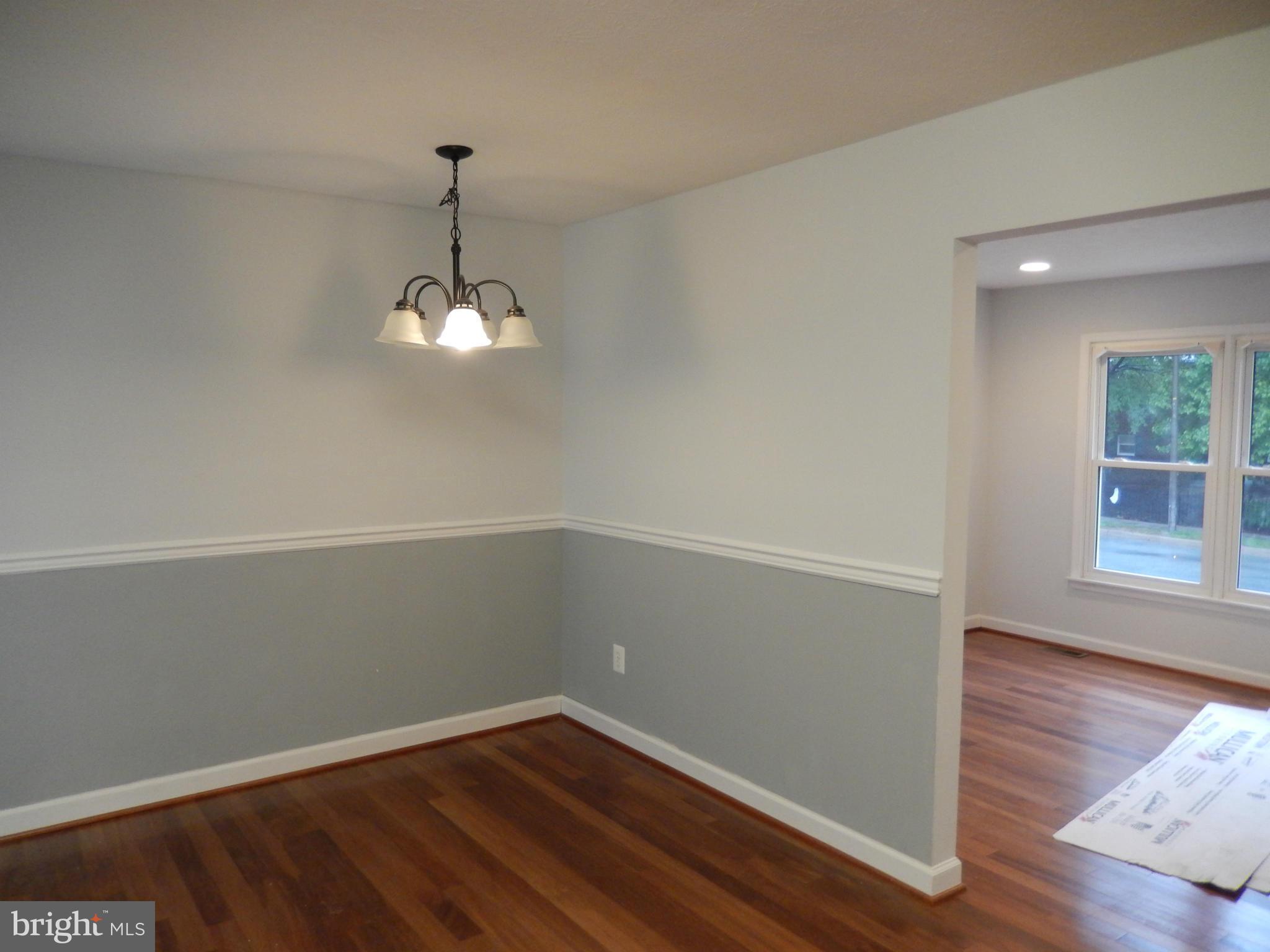 263 Whitaker Road Pasadena, MD 21122 - Photo 6 of 30 Dining Room