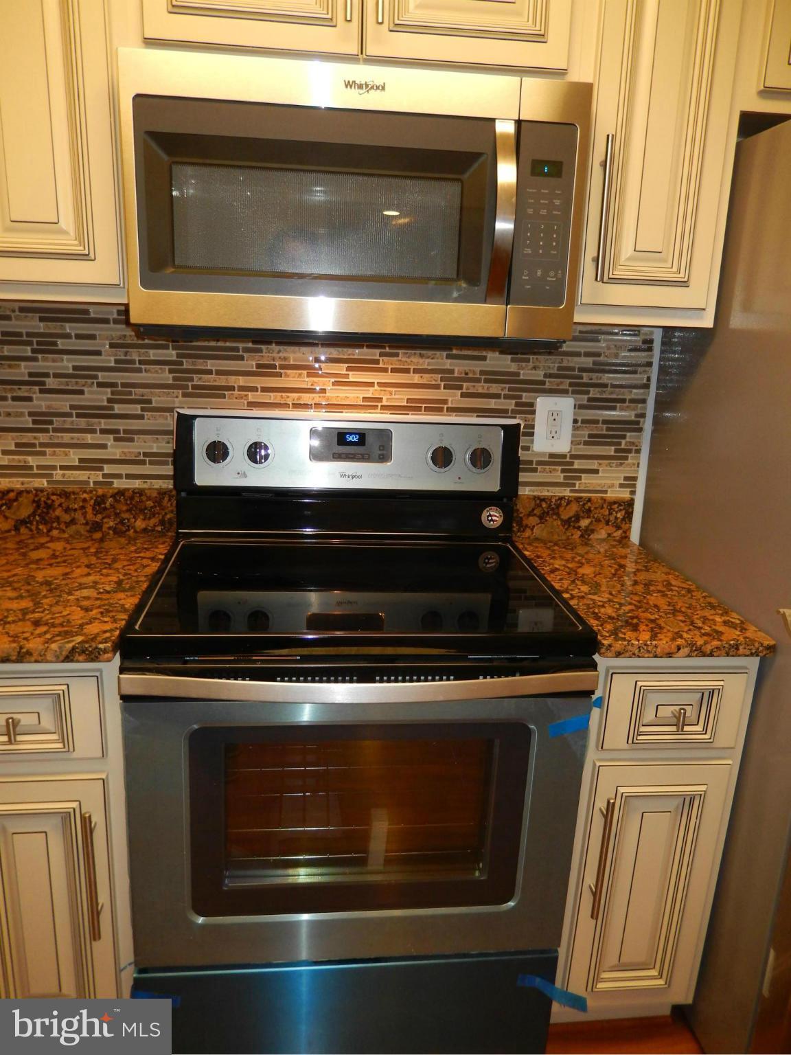 263 Whitaker Road Pasadena, MD 21122 - Photo 8 of 30 Kitchen