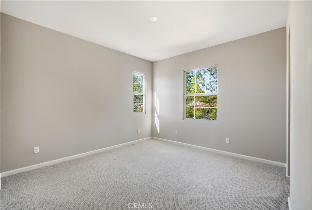 142 Firefly Irvine, CA 92618 - Photo 19 of 65 Primary Suite