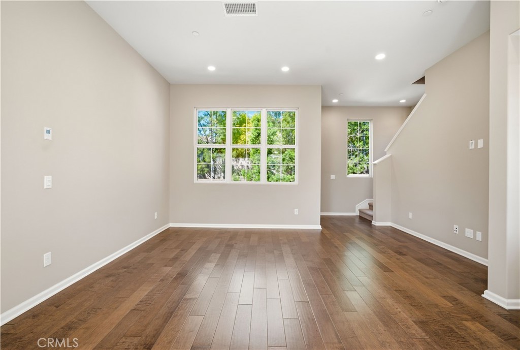 142 Firefly Irvine, CA 92618 - Photo 2 of 65 Living Room