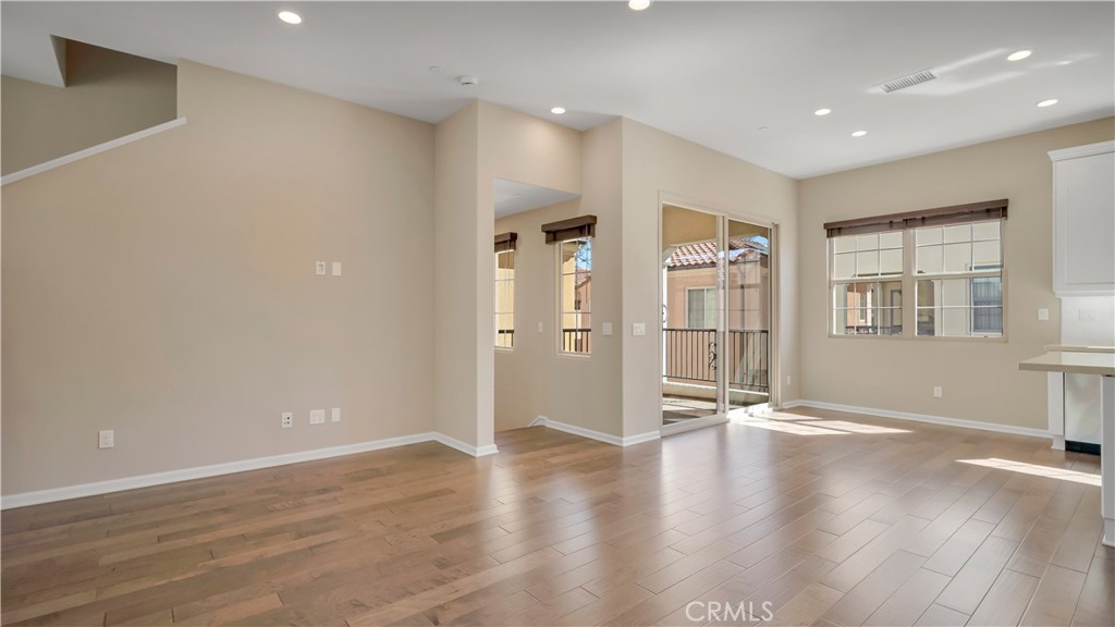 142 Firefly Irvine, CA 92618 - Photo 6 of 65 Living and Dining