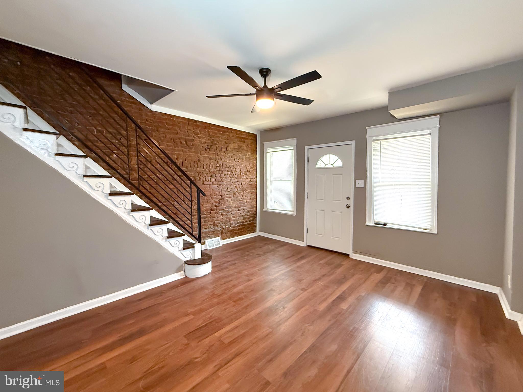 3117 Tasker Street Philadelphia, PA 19145 - Photo 2 of 32 Living Room