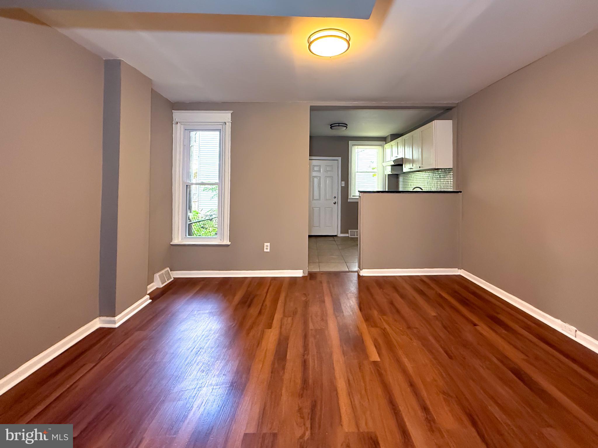 3117 Tasker Street Philadelphia, PA 19145 - Photo 8 of 32 Dining Room