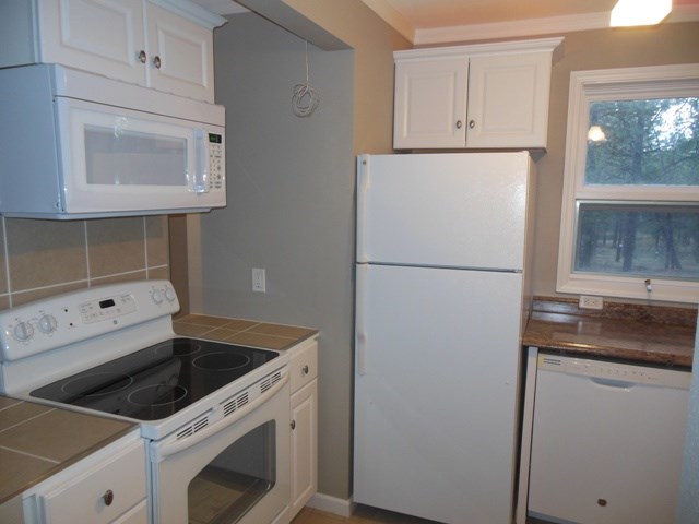 3305 West Thorpe Road Spokane, WA 99224 - Photo 5 of 8 Gallery Image 5