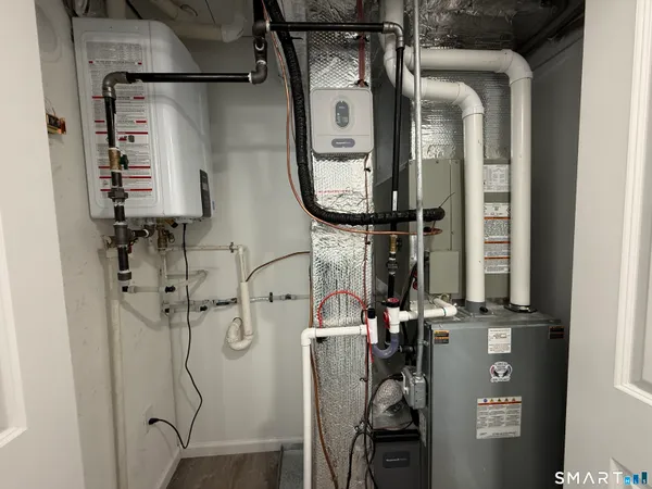 $2,750 | 96 Collis Street, West Haven, CT 06516