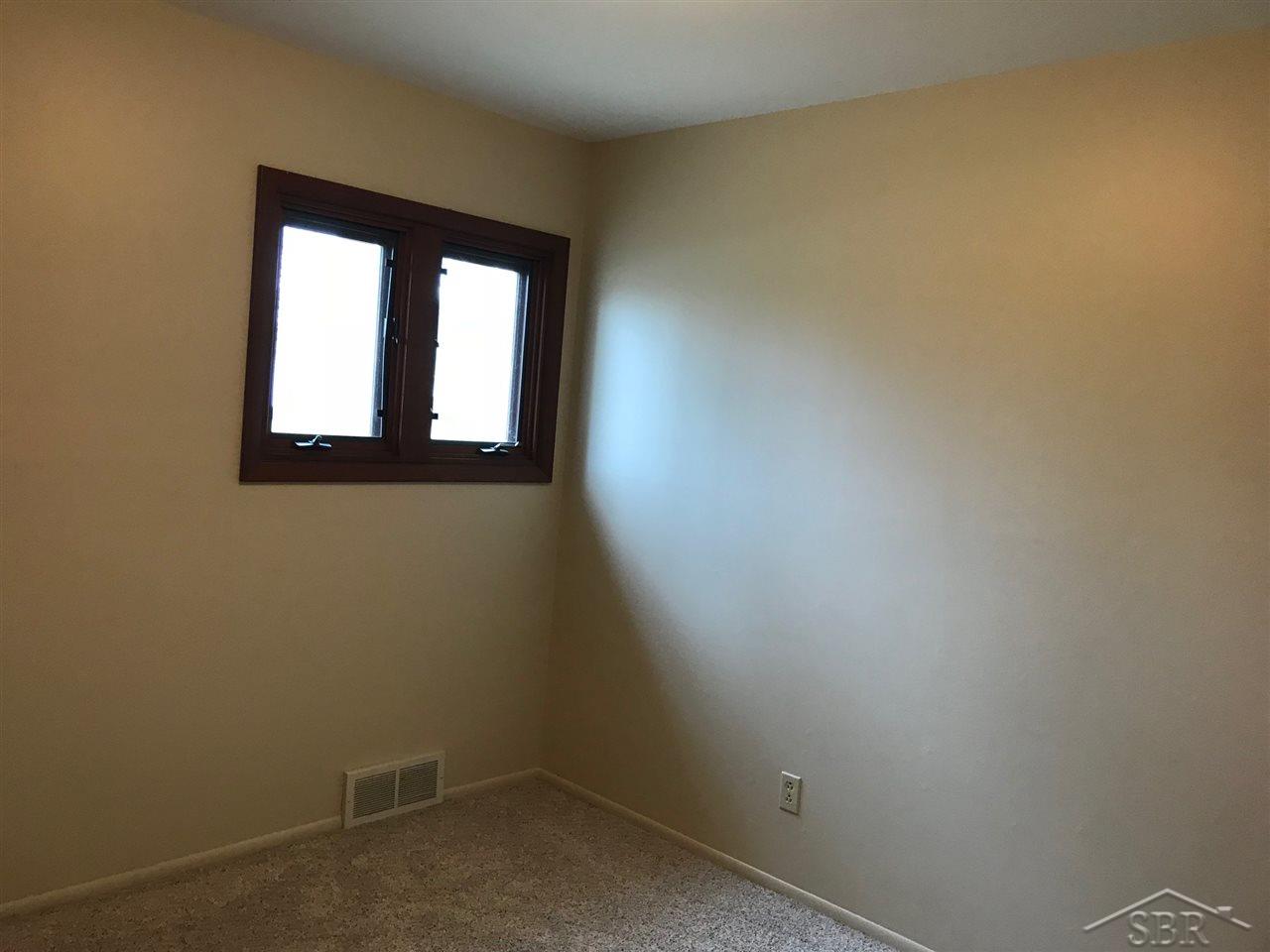 2349 Bock Road Saginaw, MI 48603 - Photo 29 of 35 31345714-28.JPG