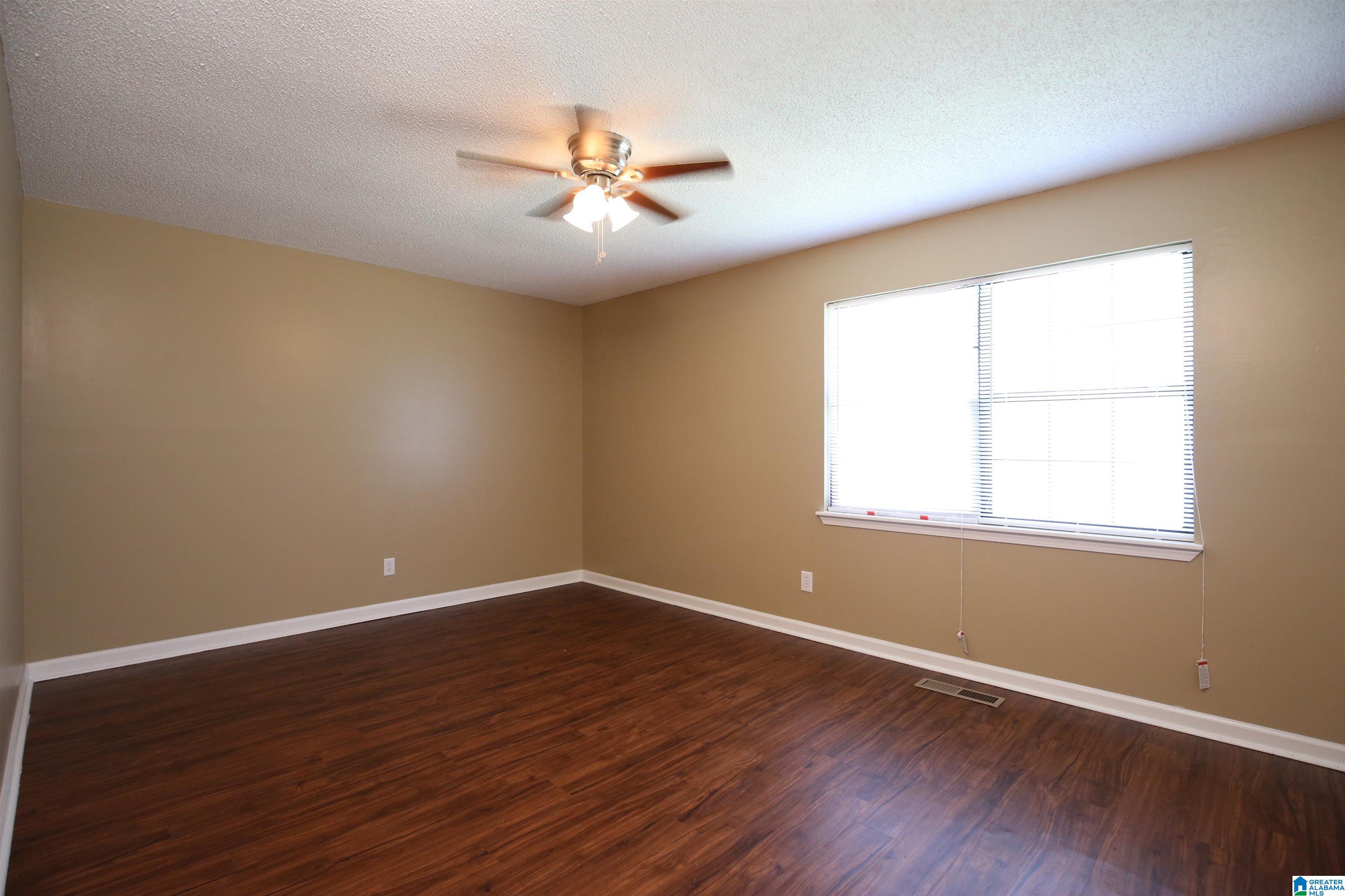 1016 10th Street Pleasant Grove, AL 35127 - Photo 10 of 21