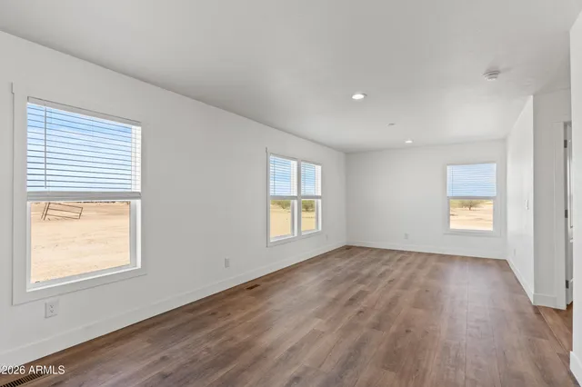 $284,999 | 10047 Copper Kettle Drive, Eloy, AZ 85131