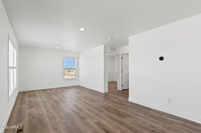 $284,999 | 10047 Copper Kettle Drive, Eloy, AZ 85131