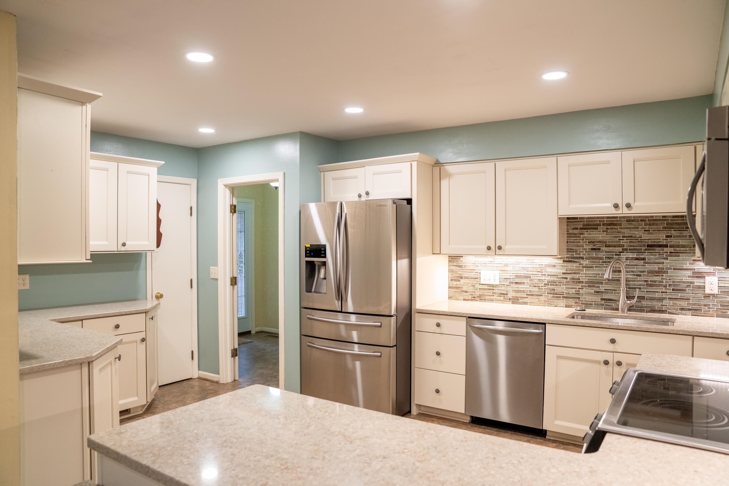 327 Villa Road Springfield, OH 45503 - Photo 6 of 42 Gallery Image 6