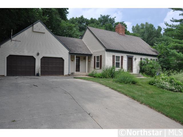 2015 Valkyrie Drive Northwest Rochester, MN 55901 - Photo 1 of 17 Gallery Image 1