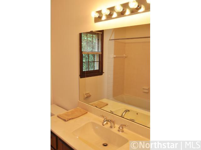2015 Valkyrie Drive Northwest Rochester, MN 55901 - Photo 13 of 17 Gallery Image 13